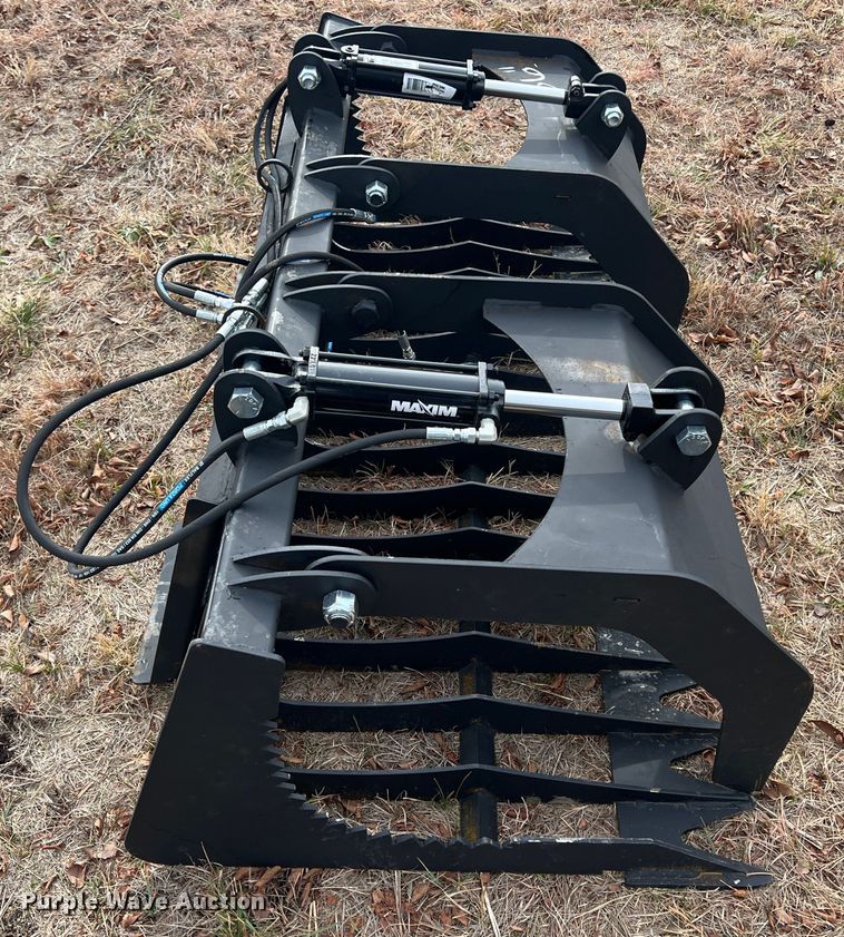 image for item JV9477 66"W skid steer grapple bucket