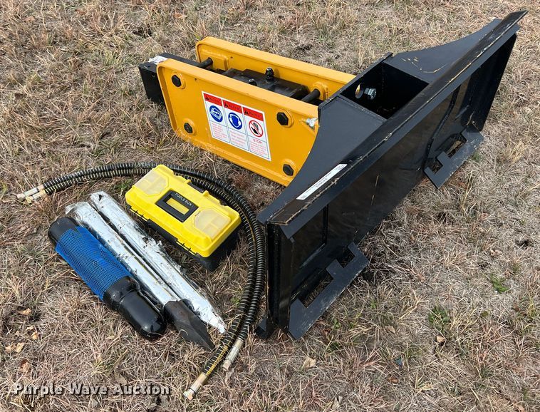 image for item JV9483 2022 Agrotk SSHH680  skid steer breaker