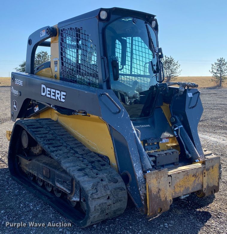 image for item JW9284 2015 John Deere 333E  tracked skid steer loader