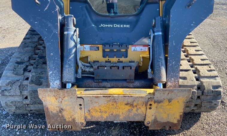 image for item JW9284 2015 John Deere 333E  tracked skid steer loader
