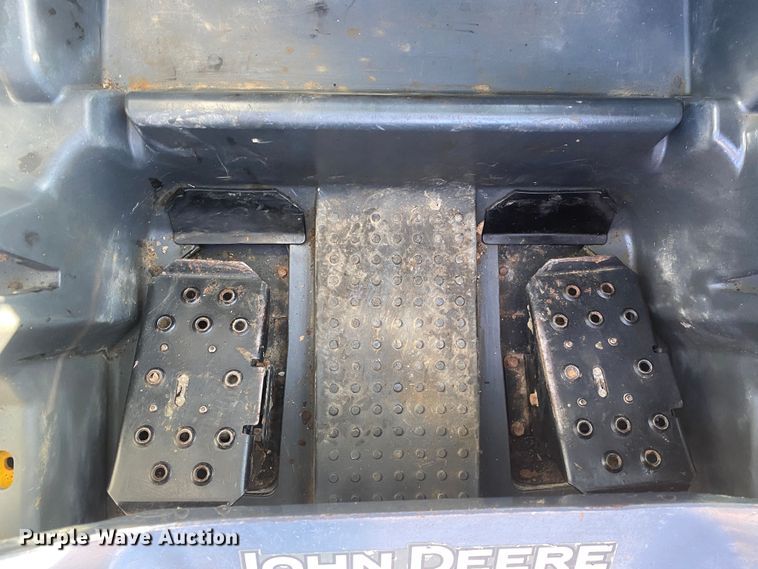 image for item JW9284 2015 John Deere 333E  tracked skid steer loader