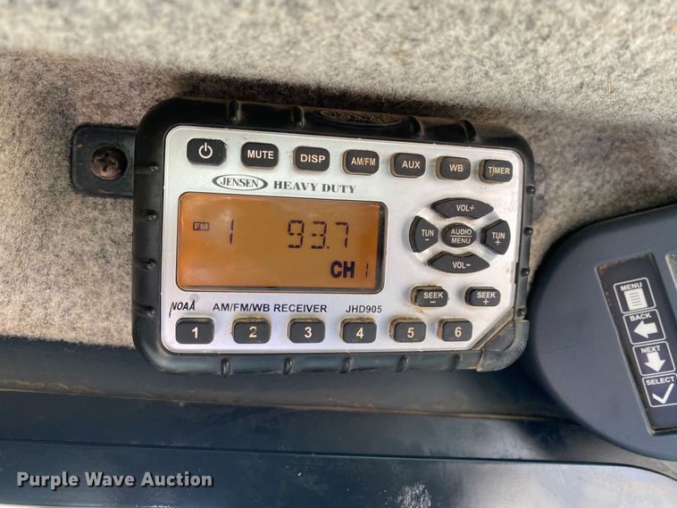 image for item JW9284 2015 John Deere 333E  tracked skid steer loader