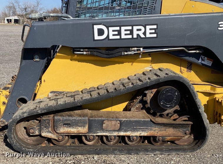 image for item JW9284 2015 John Deere 333E  tracked skid steer loader
