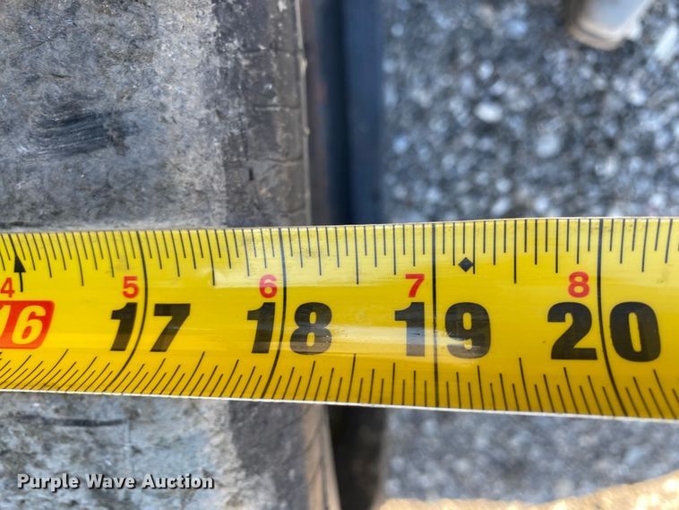 image for item JW9284 2015 John Deere 333E  tracked skid steer loader