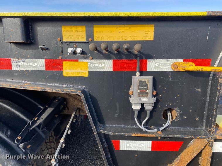 image for item JW9290 2013 Ledwell LW48HT210PB  drop deck equipment trailer
