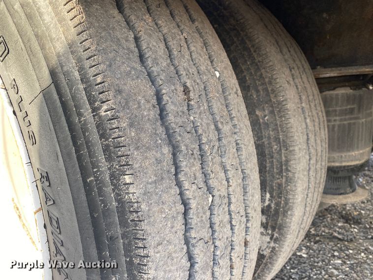 image for item JW9290 2013 Ledwell LW48HT210PB  drop deck equipment trailer