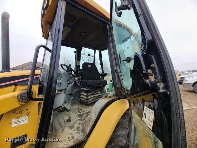 image for item JW9858 2006 Caterpillar 420D  backhoe