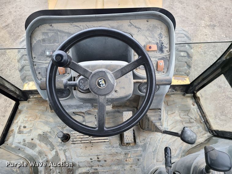 image for item JW9858 2006 Caterpillar 420D  backhoe