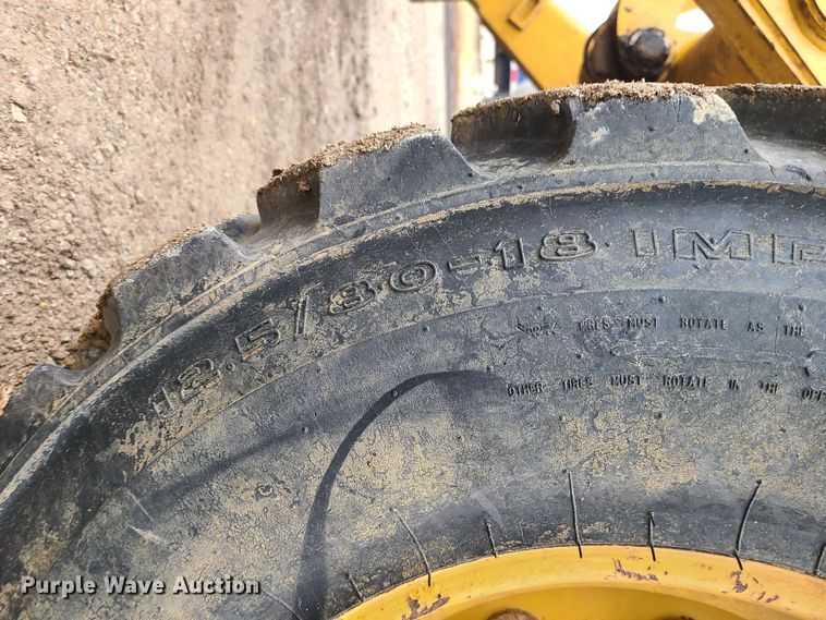 image for item JW9858 2006 Caterpillar 420D  backhoe