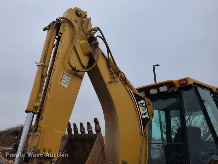 image for item JW9859 Caterpillar 420D  backhoe
