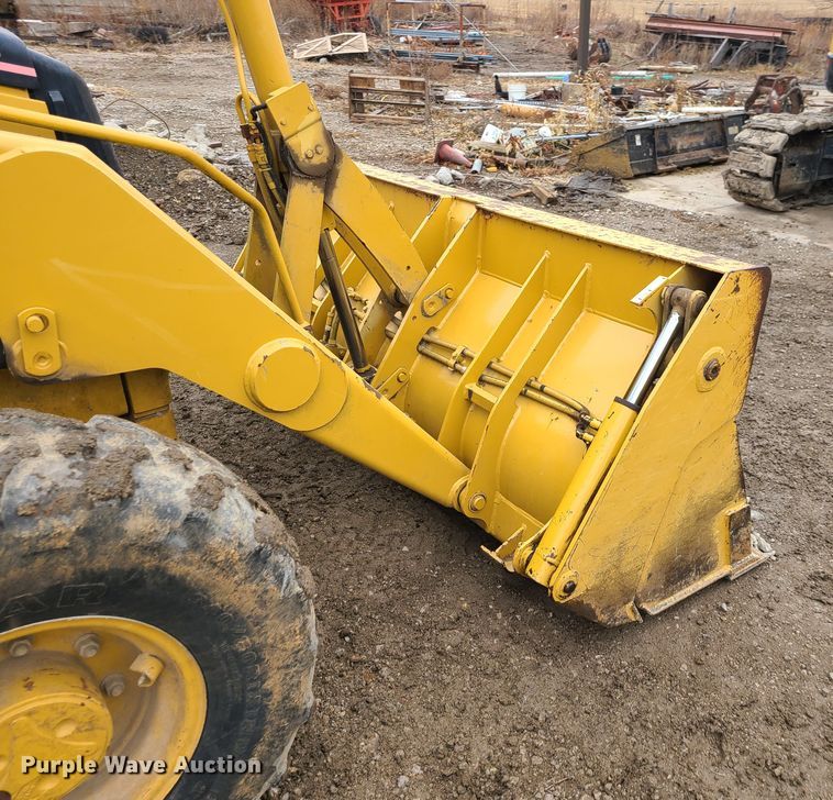 image for item JW9859 Caterpillar 420D  backhoe