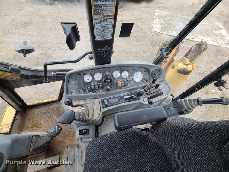 image for item JW9859 Caterpillar 420D  backhoe