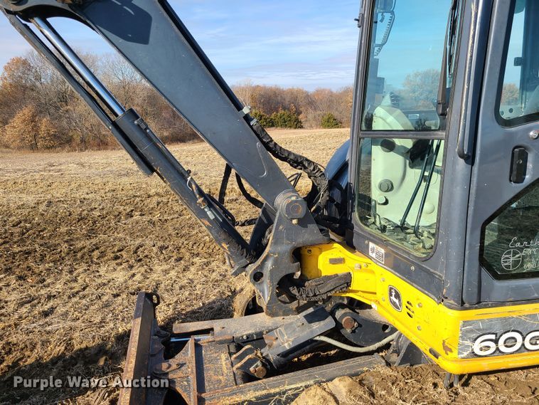image for item JW9908 2013 John Deere 60G  mini excavator