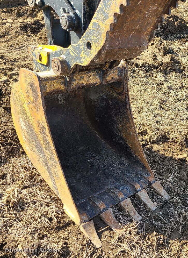 image for item JW9908 2013 John Deere 60G  mini excavator