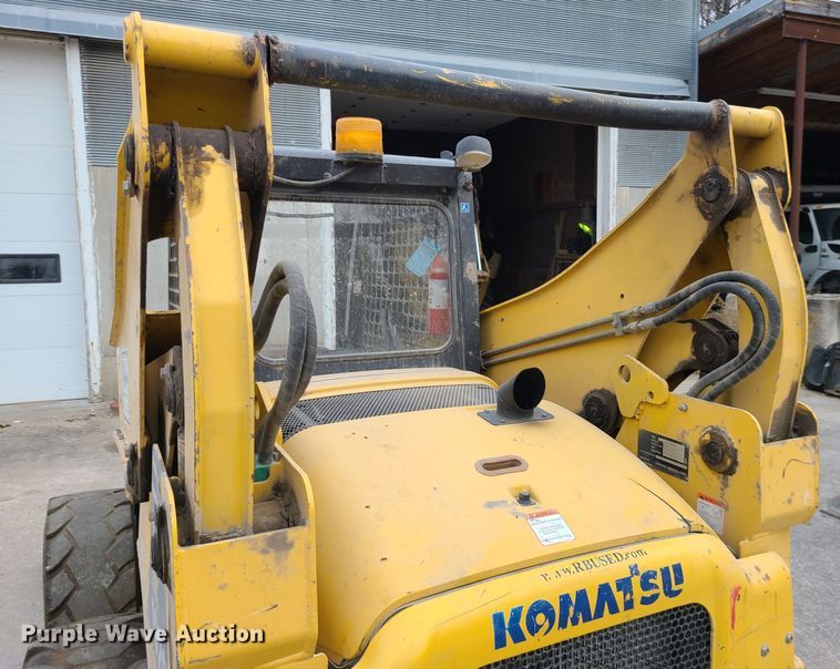 image for item JW9913 2006 Komatsu SK1026-5N  skid steer loader