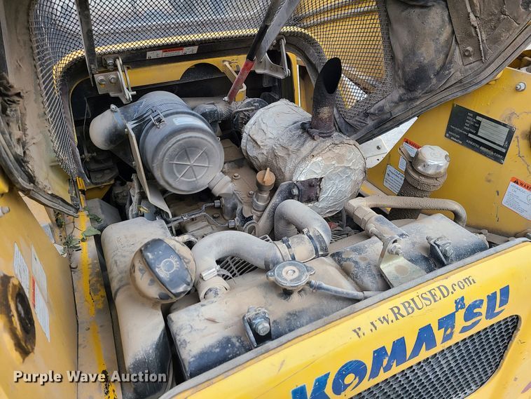 image for item JW9913 2006 Komatsu SK1026-5N  skid steer loader