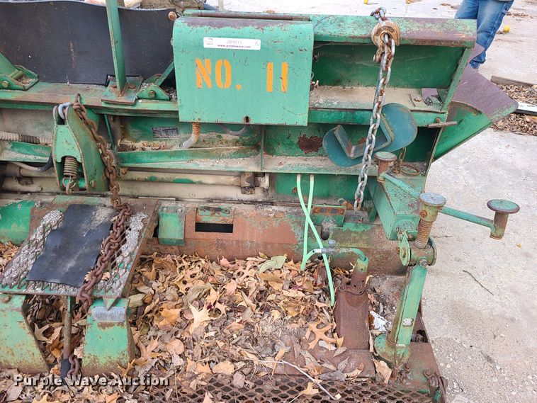 image for item JW9915 Layton  screed