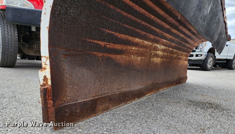 image for item JW9938 2007 Peterbilt 335  dump truck