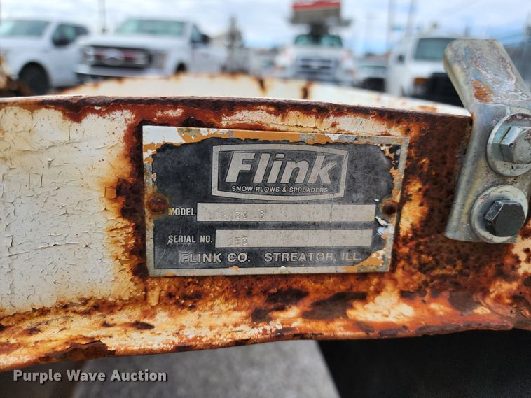 image for item JW9938 2007 Peterbilt 335  dump truck