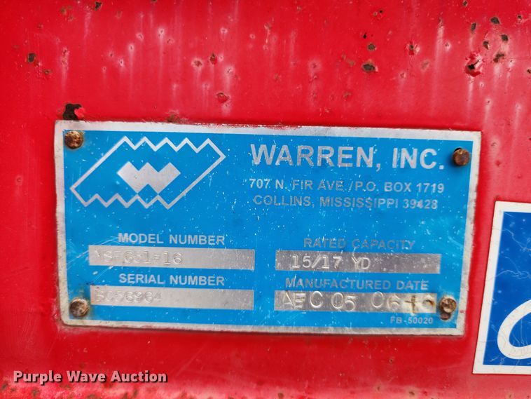 image for item JW9938 2007 Peterbilt 335  dump truck