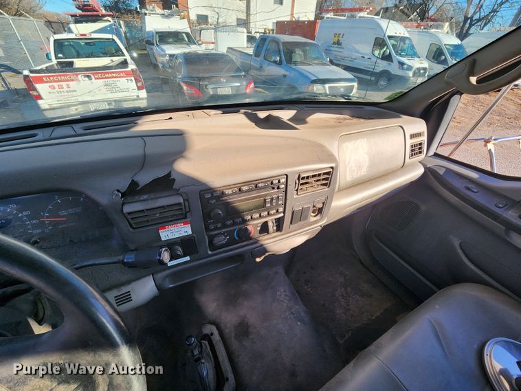 image for item JW9944 2008 Ford F750 Super Duty  bucket truck