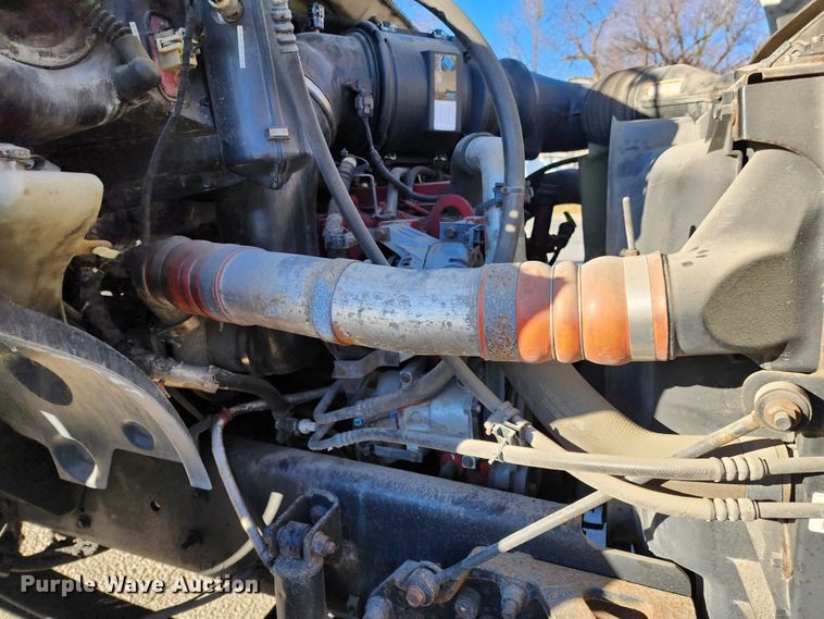 image for item JW9944 2008 Ford F750 Super Duty  bucket truck