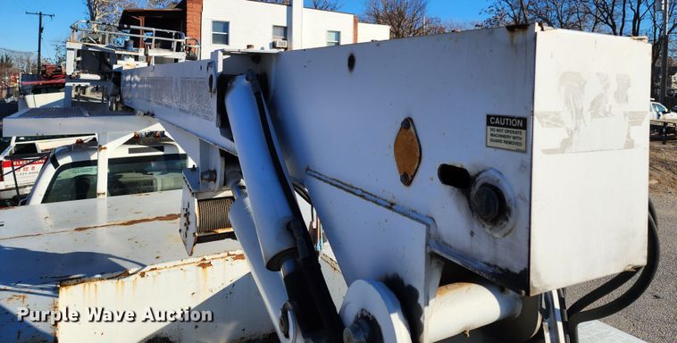 image for item JW9944 2008 Ford F750 Super Duty  bucket truck