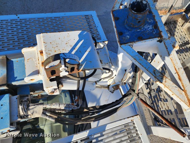 image for item JW9944 2008 Ford F750 Super Duty  bucket truck