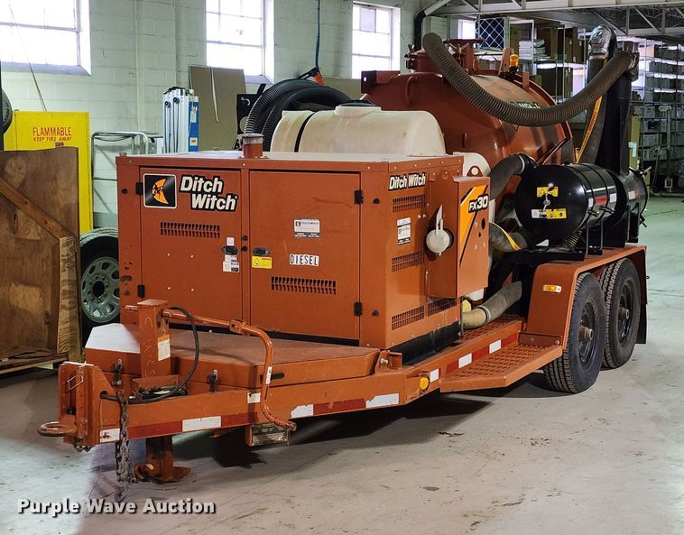image for item JW9946 2017 Ditch Witch FX30  vacuum excavator
