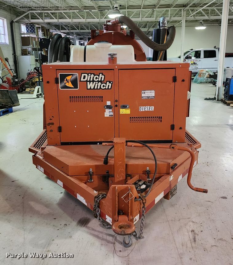 image for item JW9946 2017 Ditch Witch FX30  vacuum excavator
