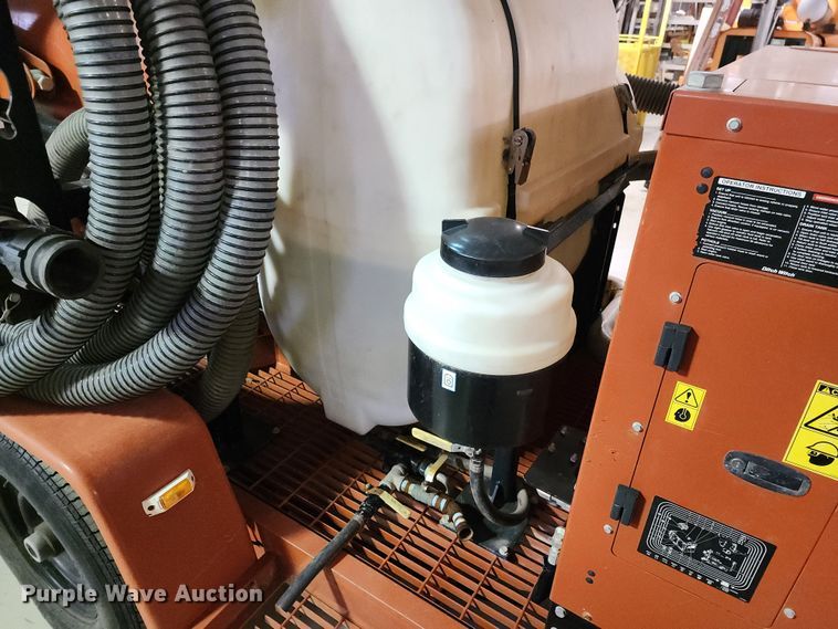 image for item JW9946 2017 Ditch Witch FX30  vacuum excavator