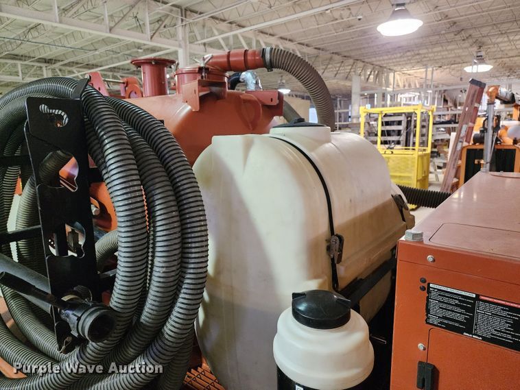 image for item JW9946 2017 Ditch Witch FX30  vacuum excavator