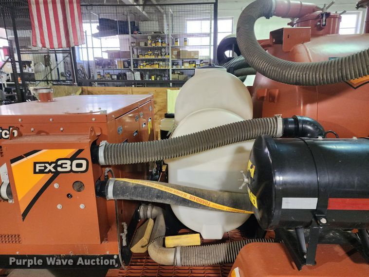 image for item JW9946 2017 Ditch Witch FX30  vacuum excavator