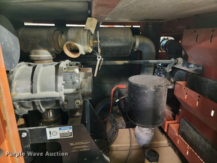 image for item JW9946 2017 Ditch Witch FX30  vacuum excavator