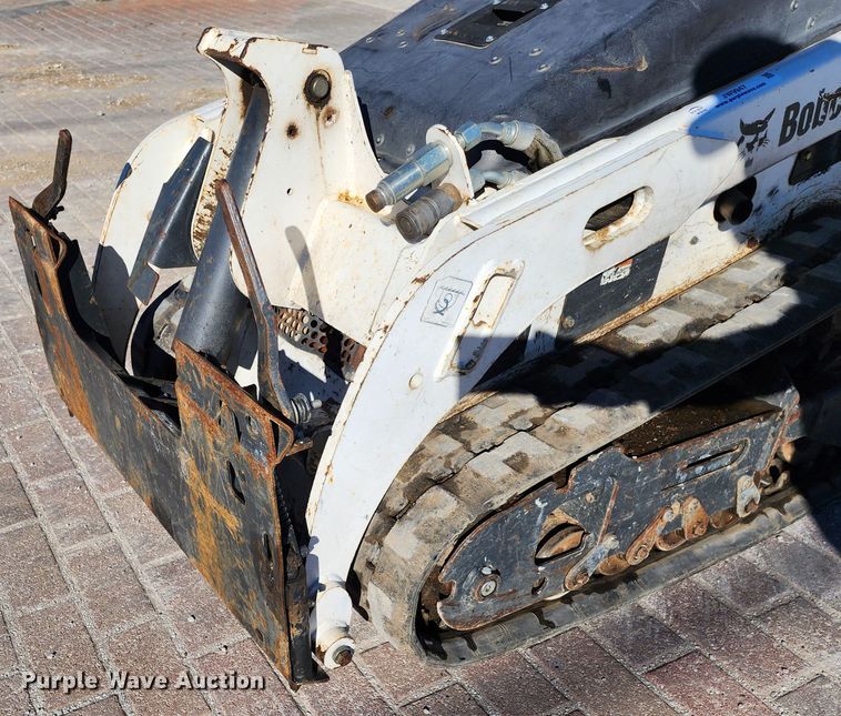 image for item JW9947 2012 Bobcat MT52  compact utility loader