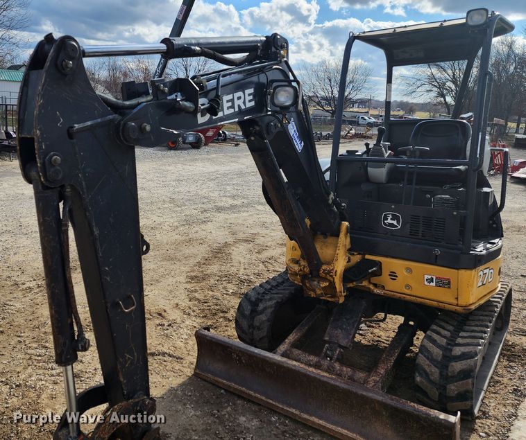 image for item JW9954 2013 John Deere 27D  mini excavator