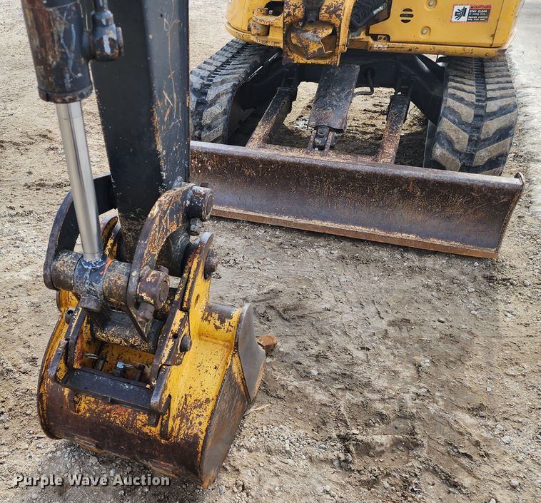 image for item JW9954 2013 John Deere 27D  mini excavator