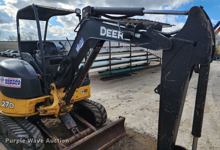 image for item JW9954 2013 John Deere 27D  mini excavator
