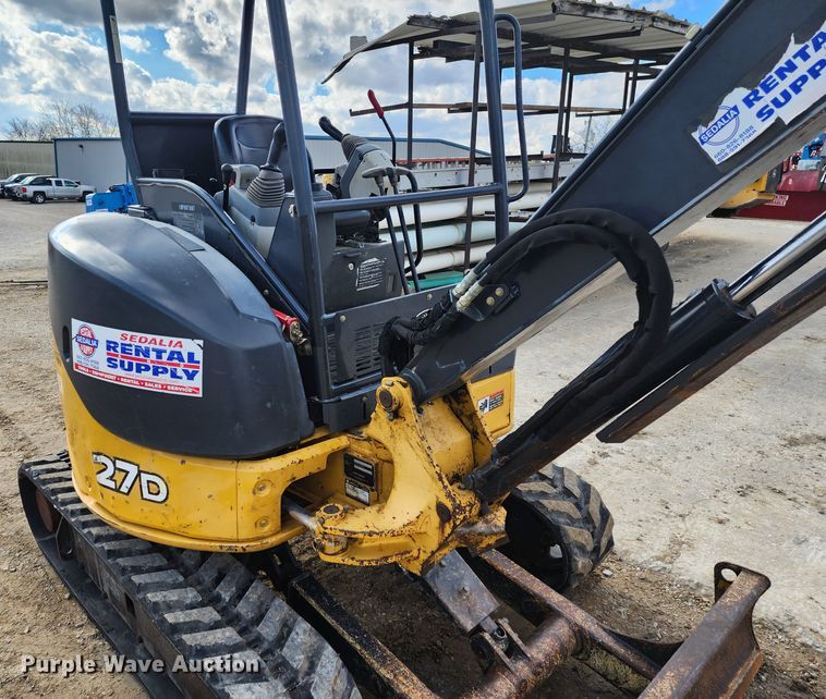 image for item JW9954 2013 John Deere 27D  mini excavator