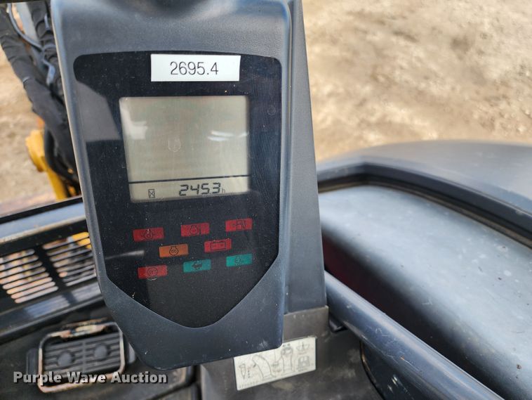 image for item JW9954 2013 John Deere 27D  mini excavator