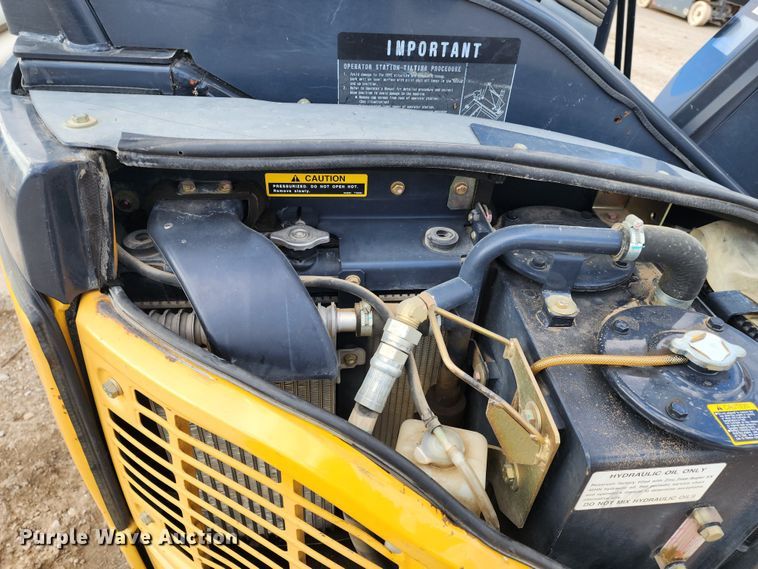 image for item JW9954 2013 John Deere 27D  mini excavator