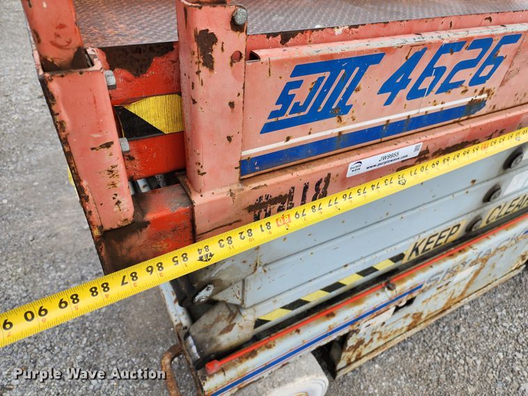 image for item JW9955 2001 Skyjack SJIII 4626  scissor lift
