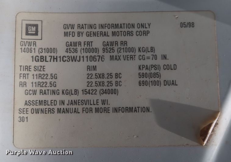 image for item JX9232 1998 Chevrolet C7500  fuel / lube truck