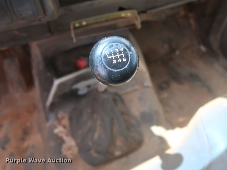 image for item JX9254 1998 Chevrolet C7500  utility / service truck