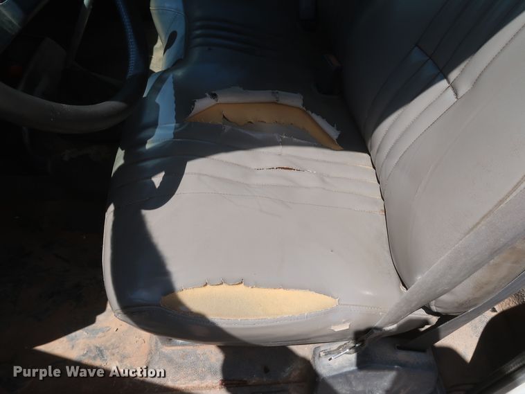 image for item JX9254 1998 Chevrolet C7500  utility / service truck