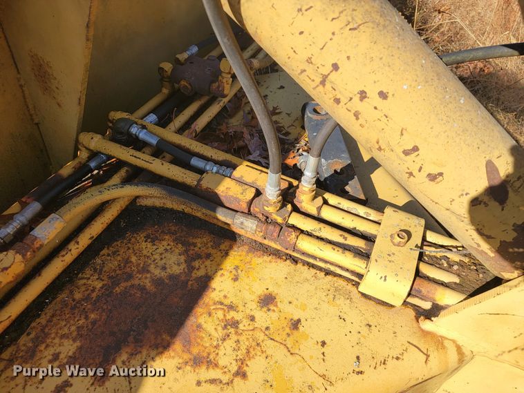 image for item KB9928 1983 Reynolds 10C  scraper