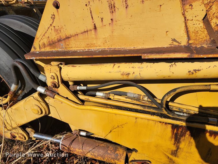 image for item KB9928 1983 Reynolds 10C  scraper