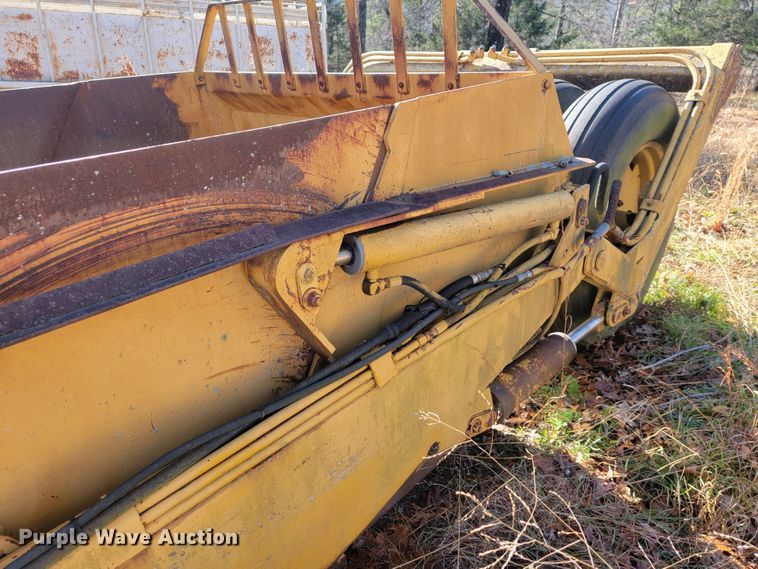 image for item KB9928 1983 Reynolds 10C  scraper