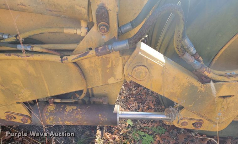 image for item KB9928 1983 Reynolds 10C  scraper