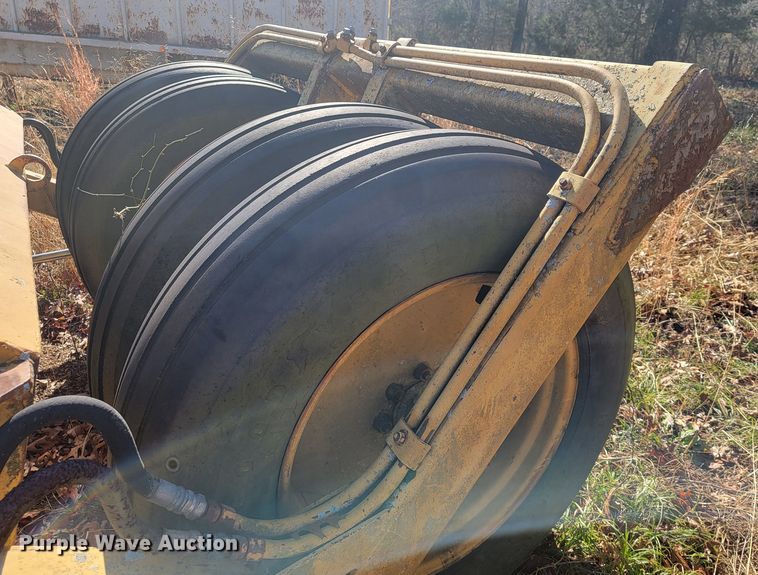 image for item KB9928 1983 Reynolds 10C  scraper